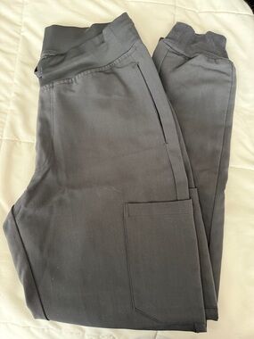 Women's Gray Jogger Pants with Cargo Pocket